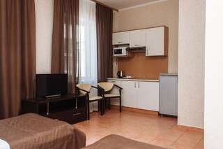 Отель Complex Verhovina Hotel&Restaurant Киев Трехместный номер-4